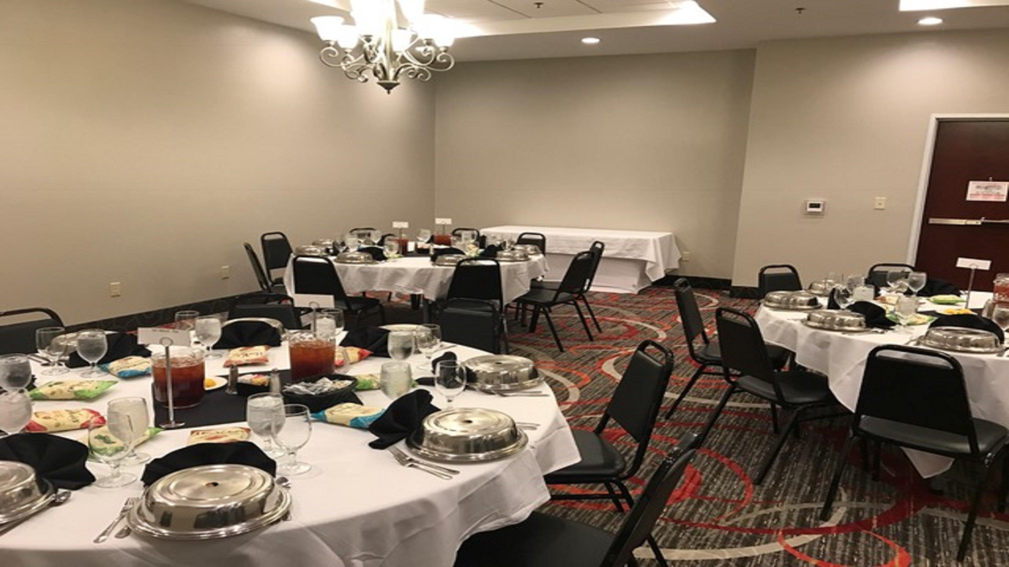 Holiday Inn Lafayette North By Ihg Екстер'єр фото